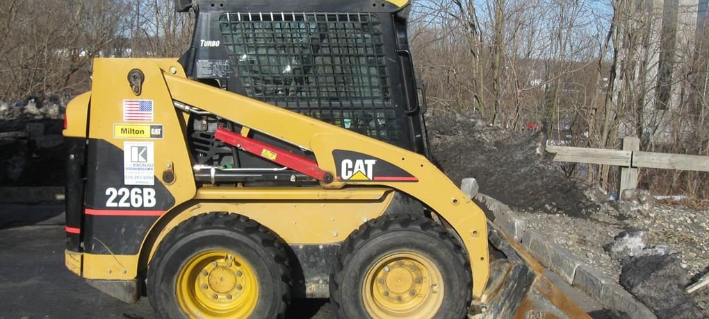 CAT 226B